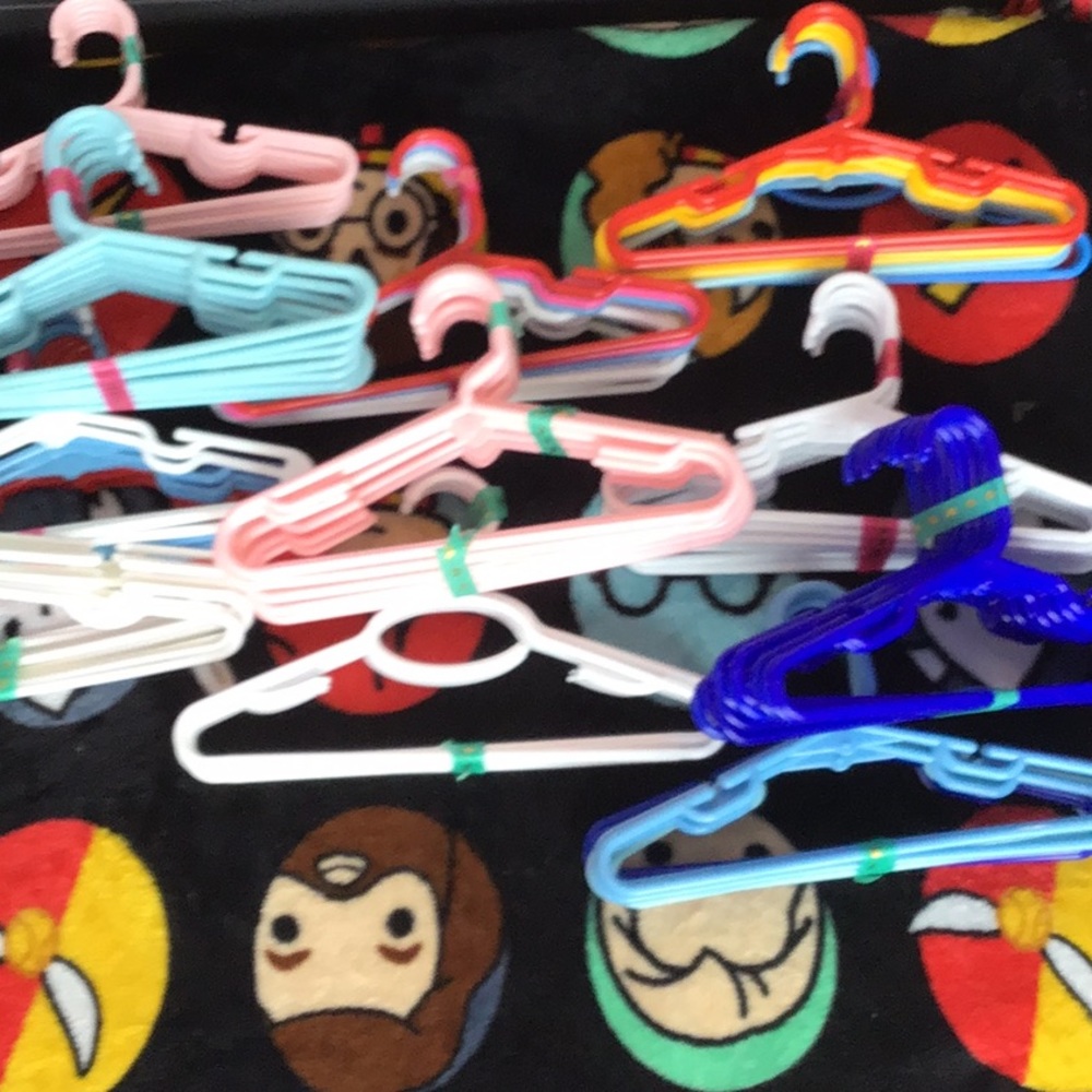 Bunches of mini hangers